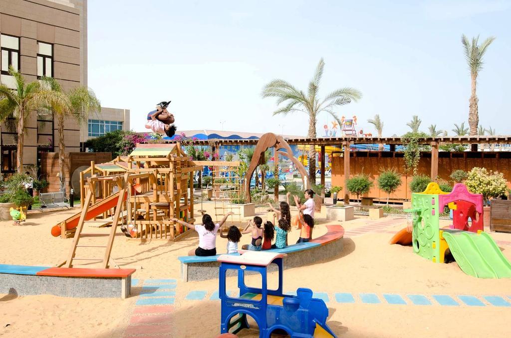 Swiss Inn Teda Hotel & Aqua Park Ain Sukhna Exterior foto